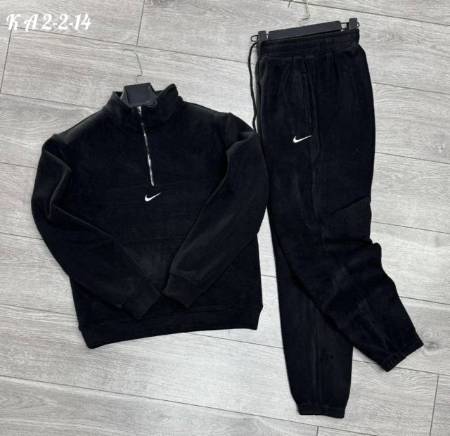 Спортивный костюм 23149904