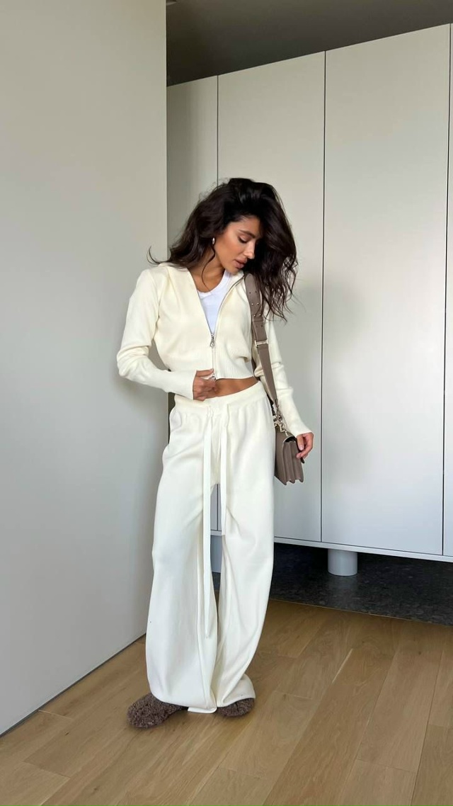 Костюм 23152799