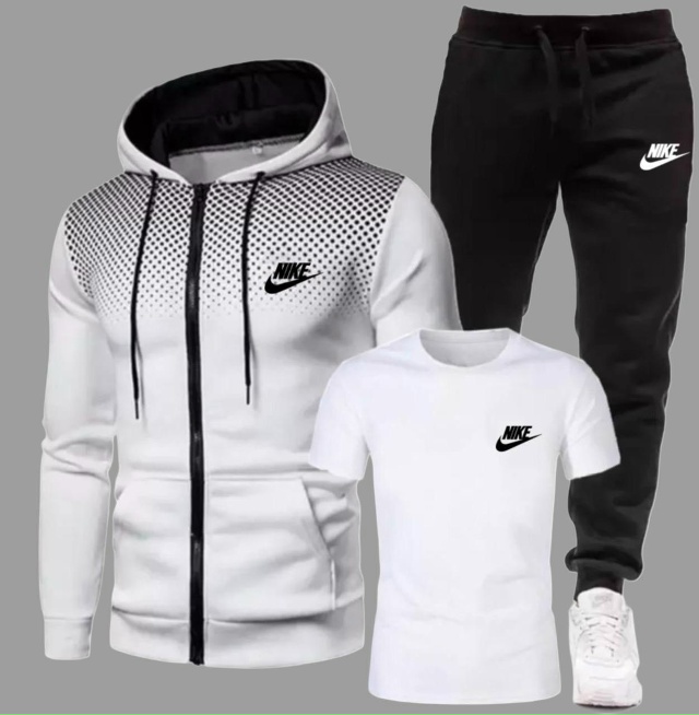 Спортивный костюм 23157242