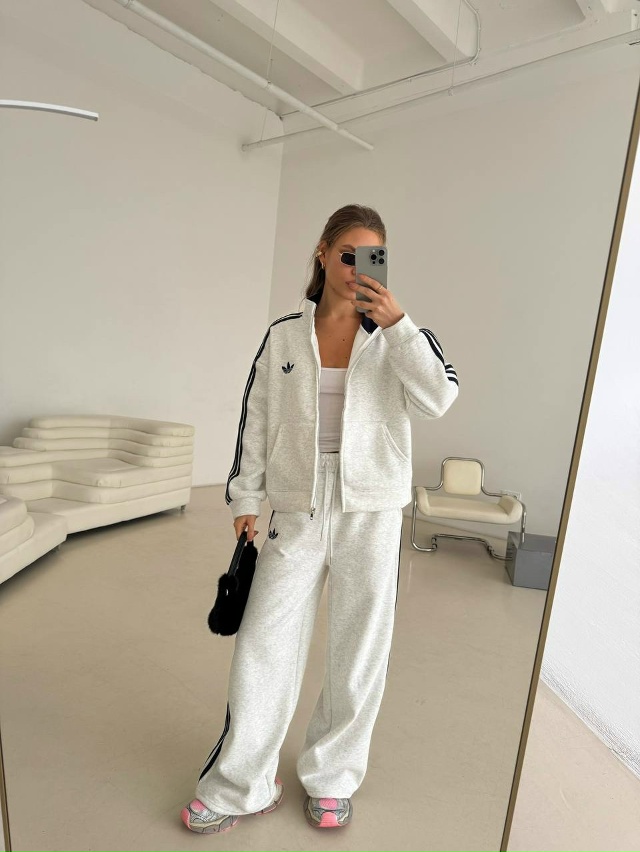 Спортивный костюм 23158290