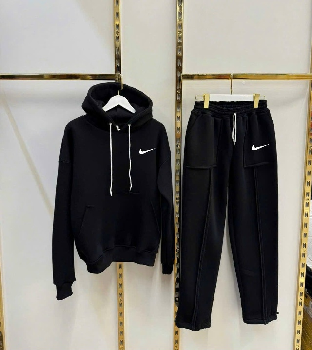 Спортивный костюм 23159107