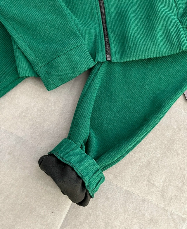 Спортивный костюм 23162285