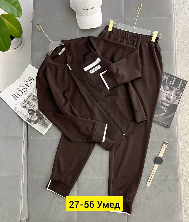 Спортивный костюм 23163229