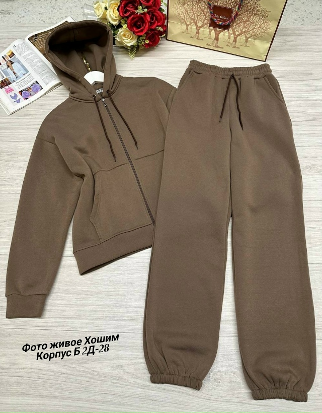 Спортивный костюм 23163226