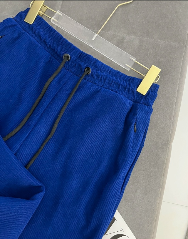 Спортивный костюм 23162282