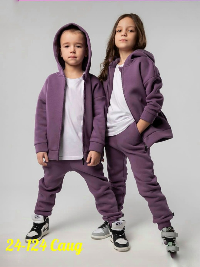 Спортивный костюм 23163347