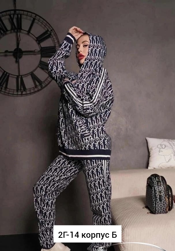 Спортивный костюм 23162344