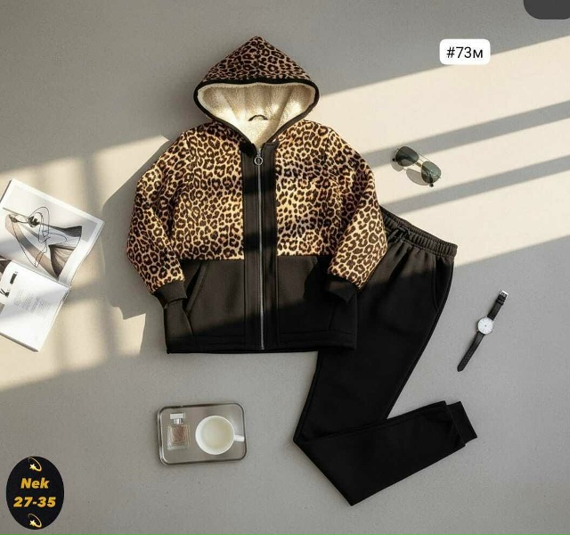 Спортивный костюм 23163354