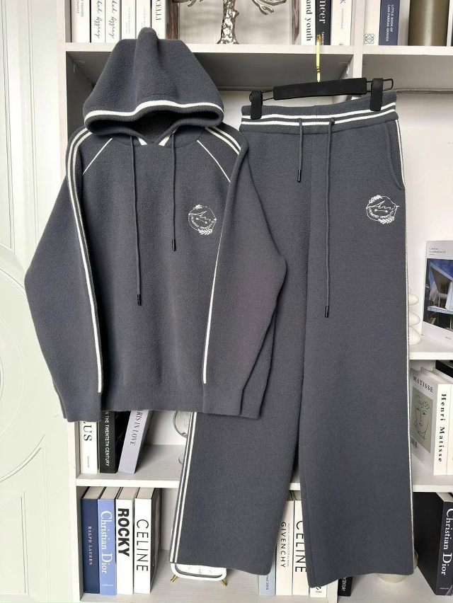 Спортивный костюм 23162235