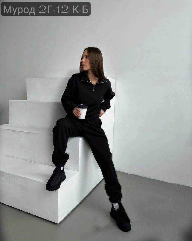 Спортивный костюм 23164376