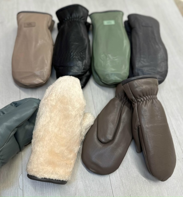 Перчатки 23165371