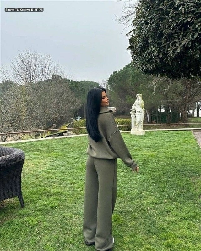 Спортивный костюм 23167602