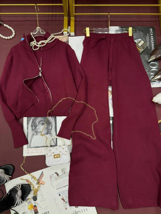 Спортивный костюм 23167083