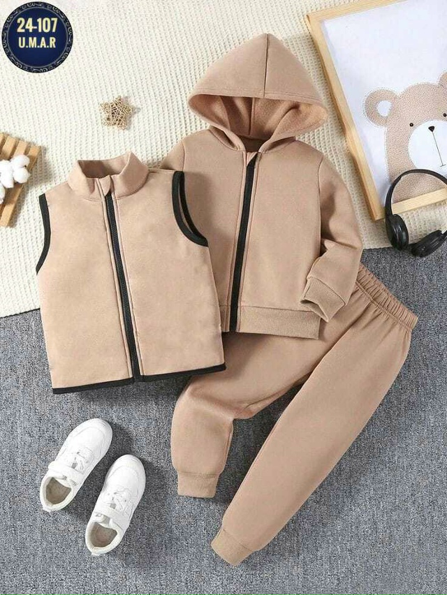 Спортивный костюм 23167698