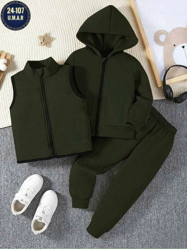 Спортивный костюм 23167698