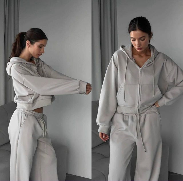 Спортивный костюм 23167009