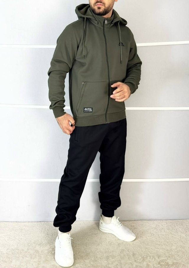 Спортивный костюм 23168808