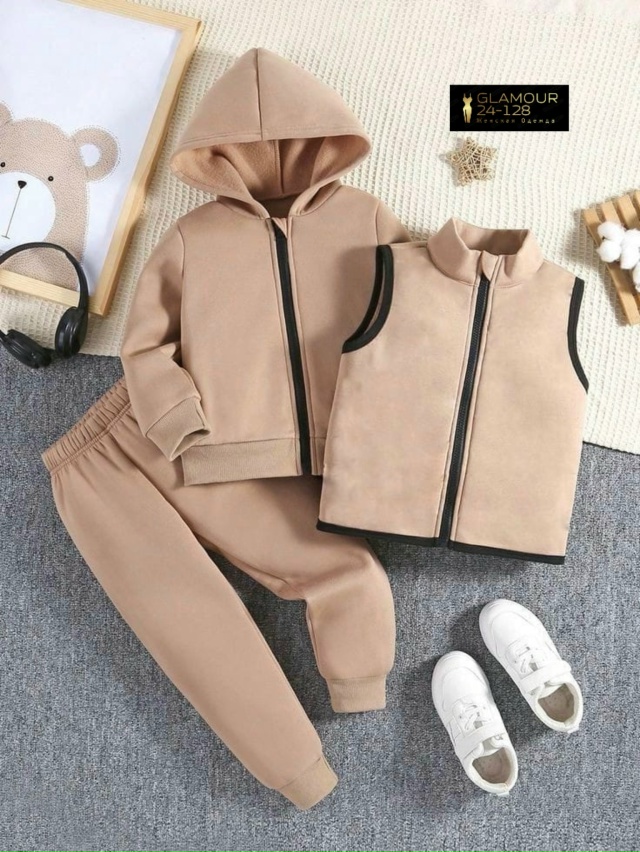 Спортивный костюм 23168797