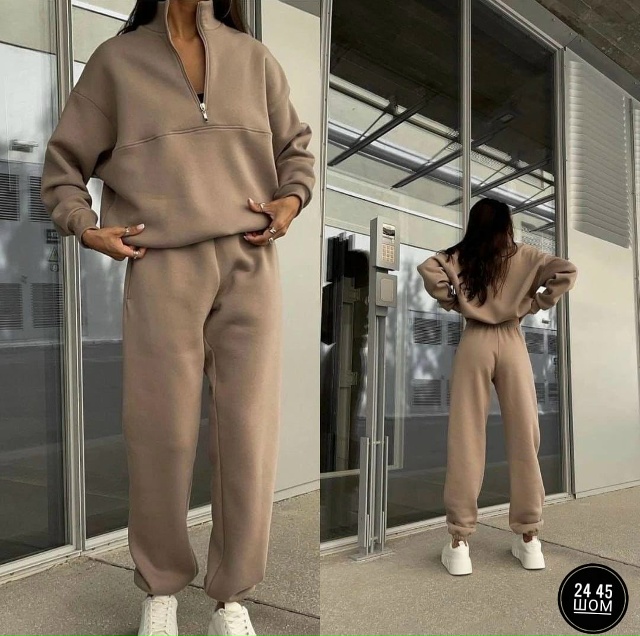 Спортивный костюм 23168580