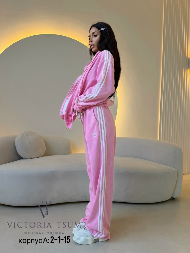 Спортивный костюм 23169056