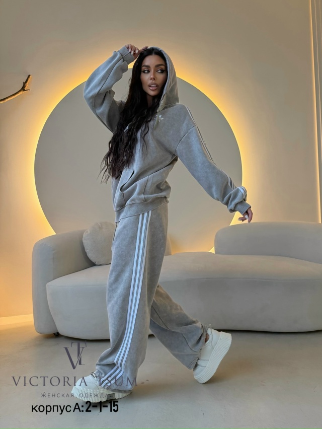 Спортивный костюм 23169055