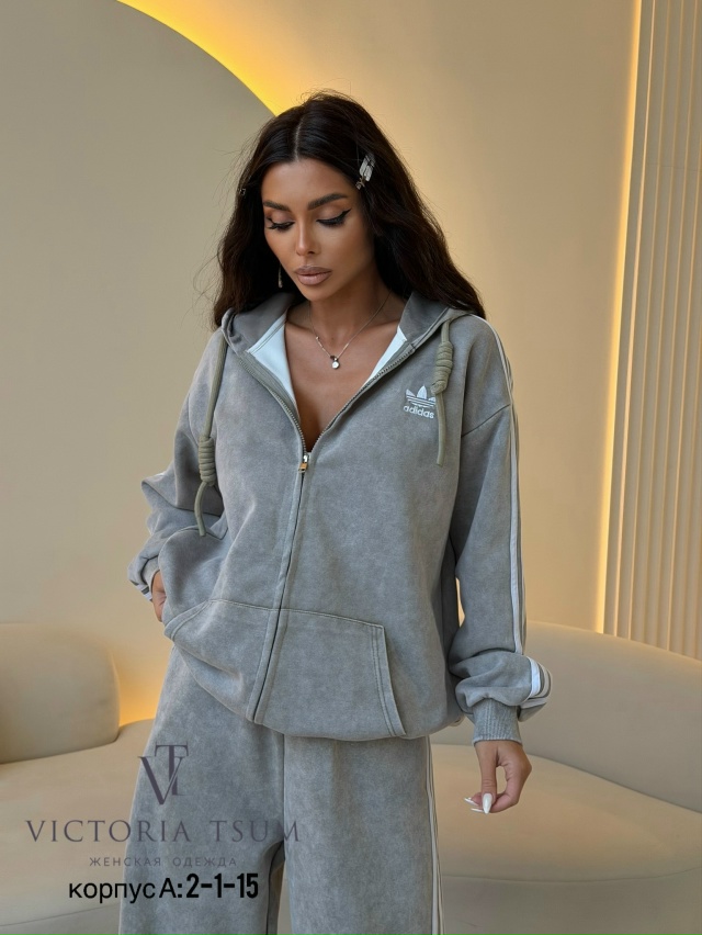 Спортивный костюм 23169055