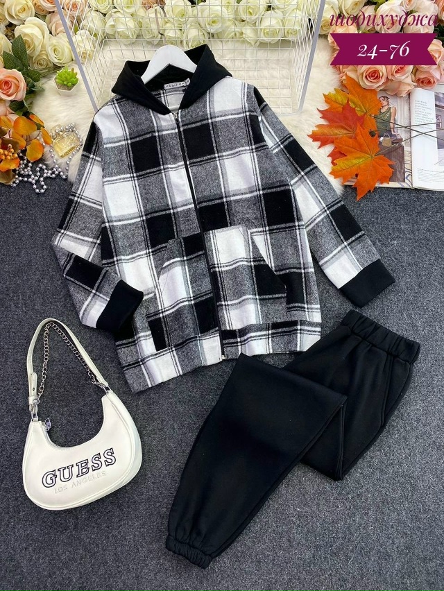 Спортивный костюм 23169877