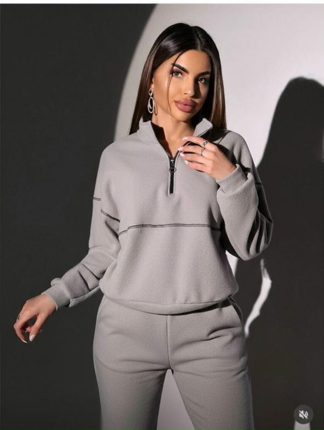 Спортивный костюм 23172368