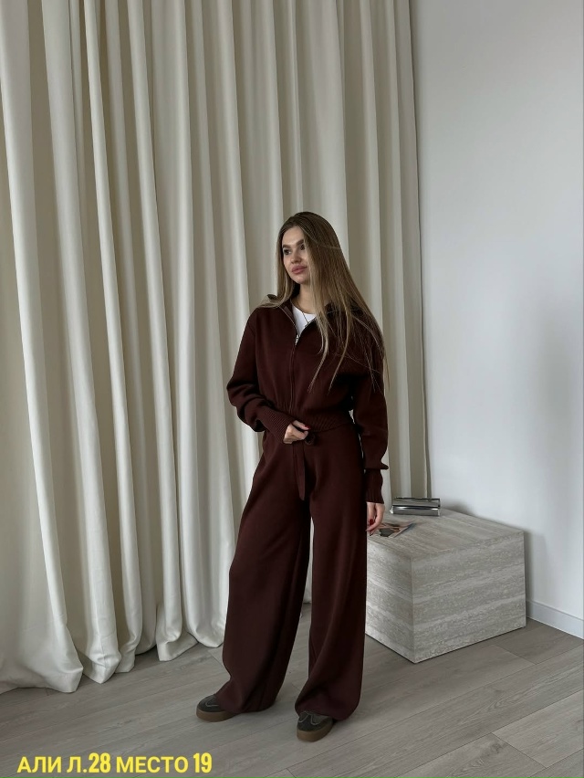 Спортивный костюм 23172328