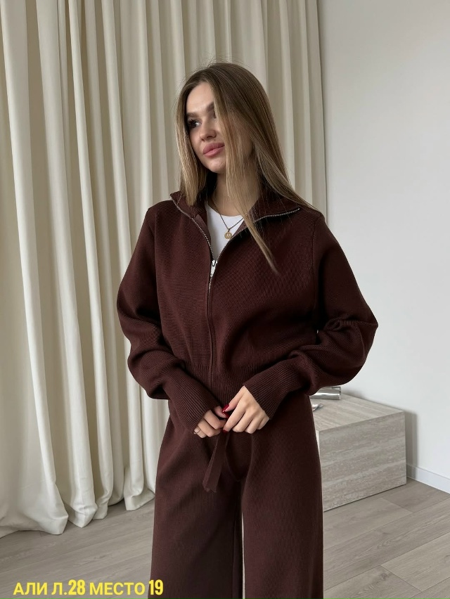 Спортивный костюм 23172328