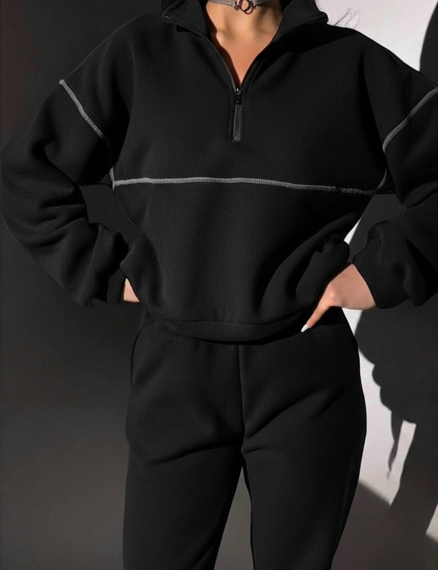 Спортивный костюм 23172368