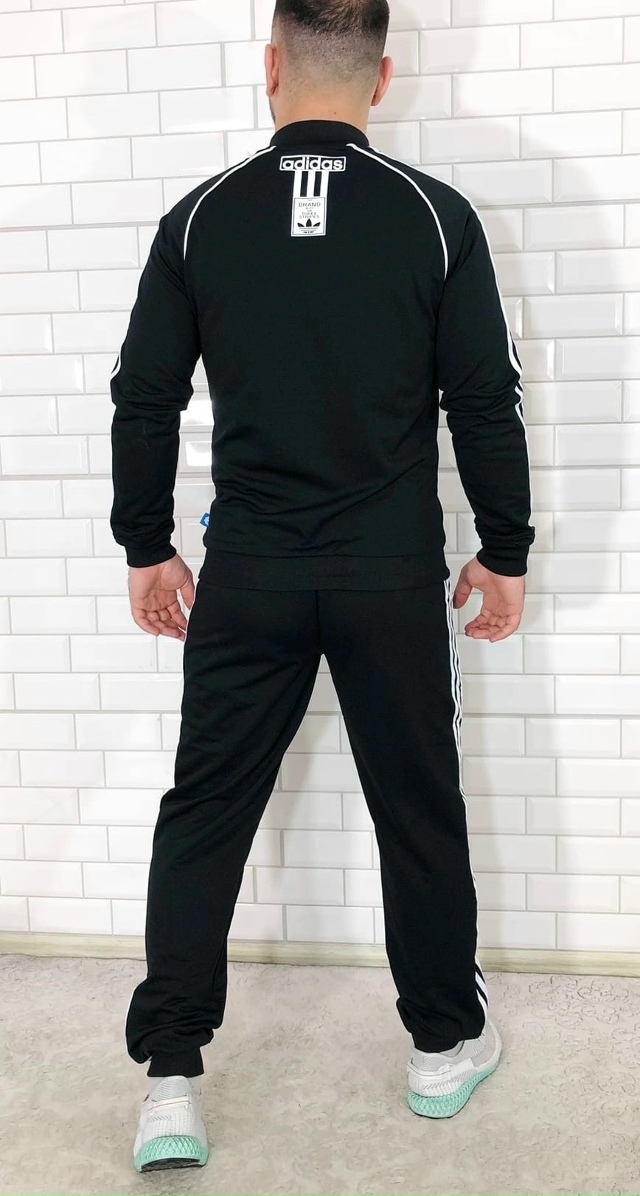 Спортивный костюм 23172930