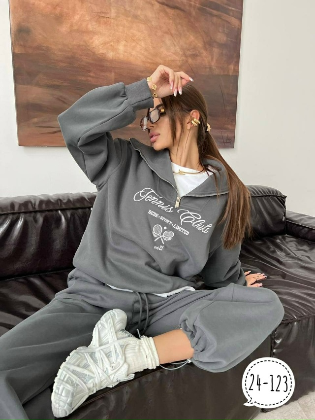 Костюм 23172339