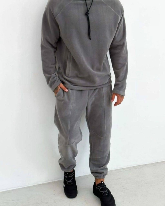 Спортивный костюм 23173391