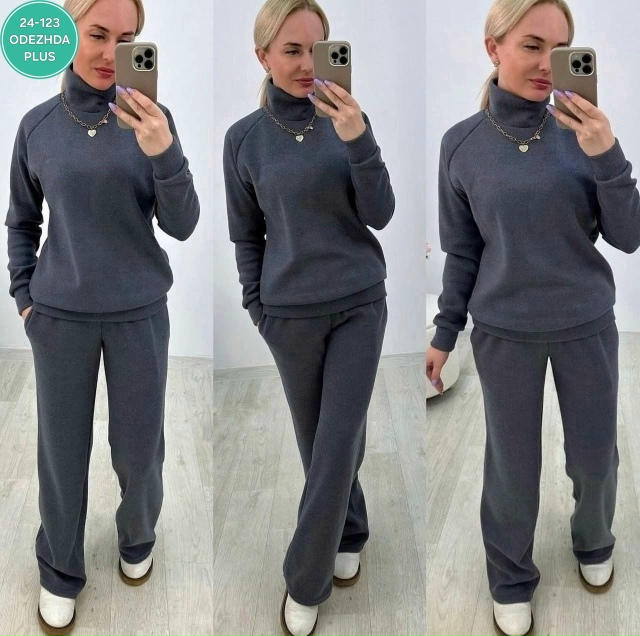 Спортивный костюм 23173490