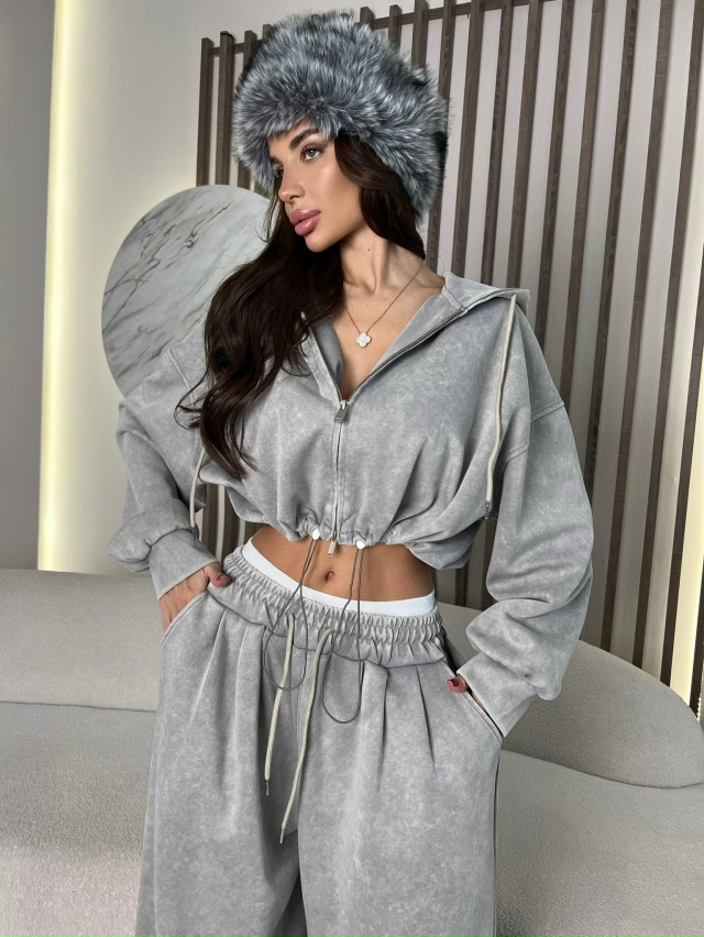 Спортивный костюм 23174461