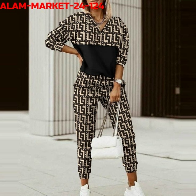 Спортивный костюм 23175485