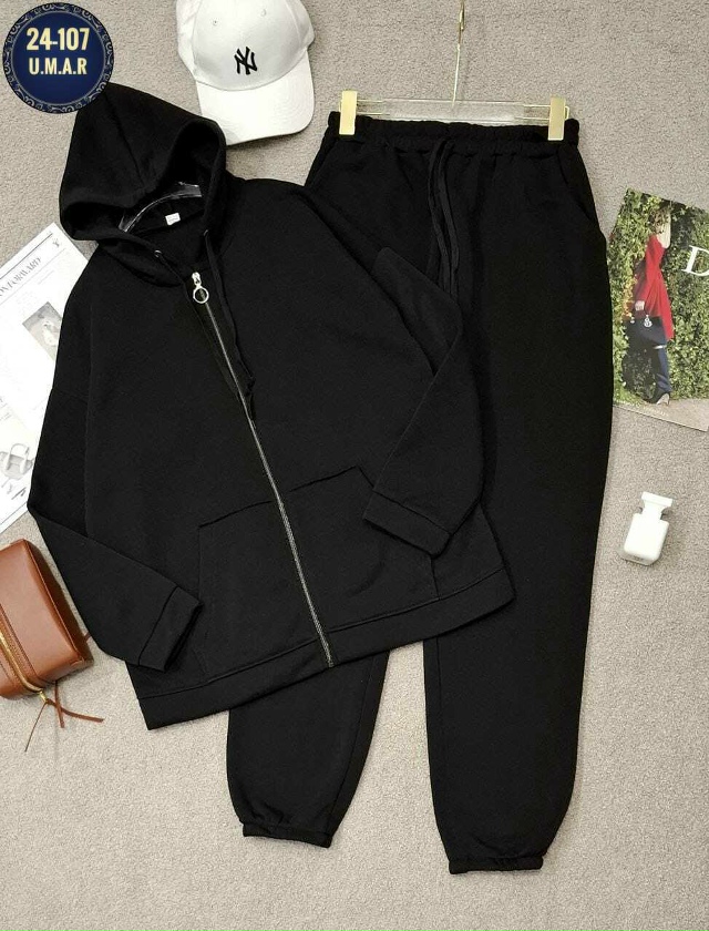 Спортивный костюм 23178305