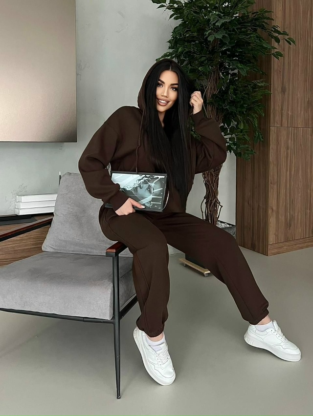 Спортивный костюм 23177621