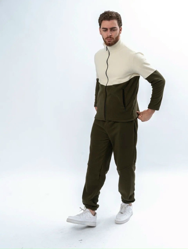 Спортивный костюм 23178805