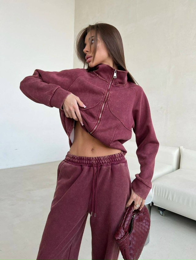 Спортивный костюм 23179143