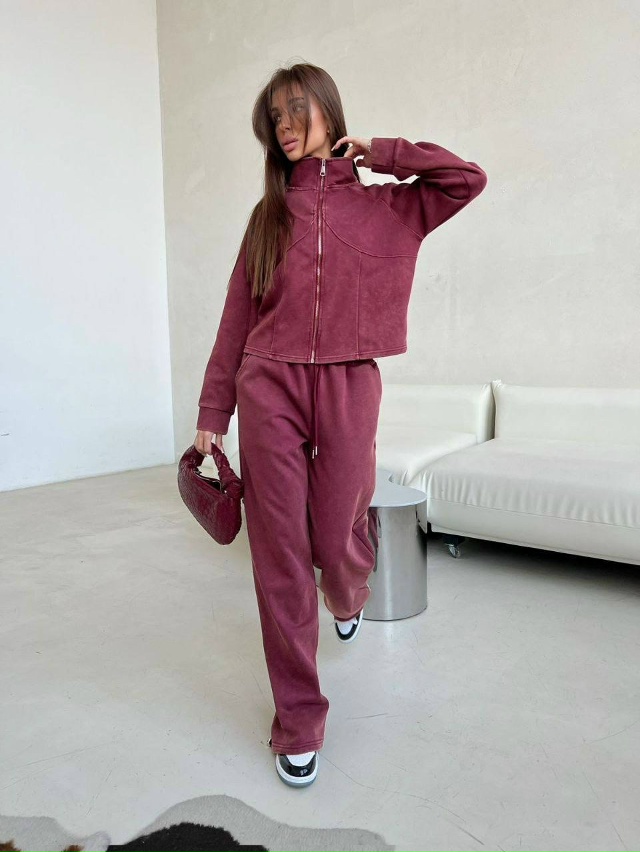 Спортивный костюм 23179143