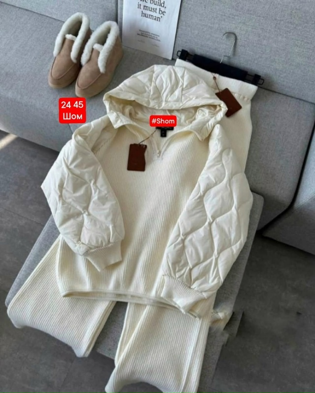 Спортивный костюм 23180709