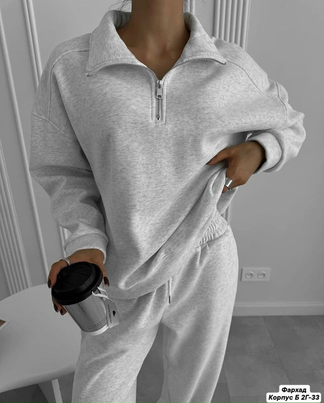 Спортивный костюм 23182765